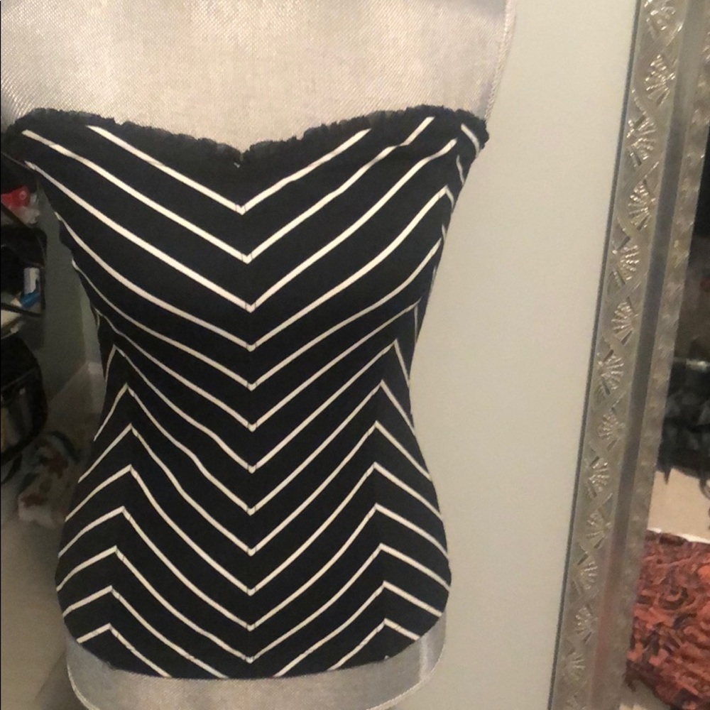 White house black market sleeveless top
